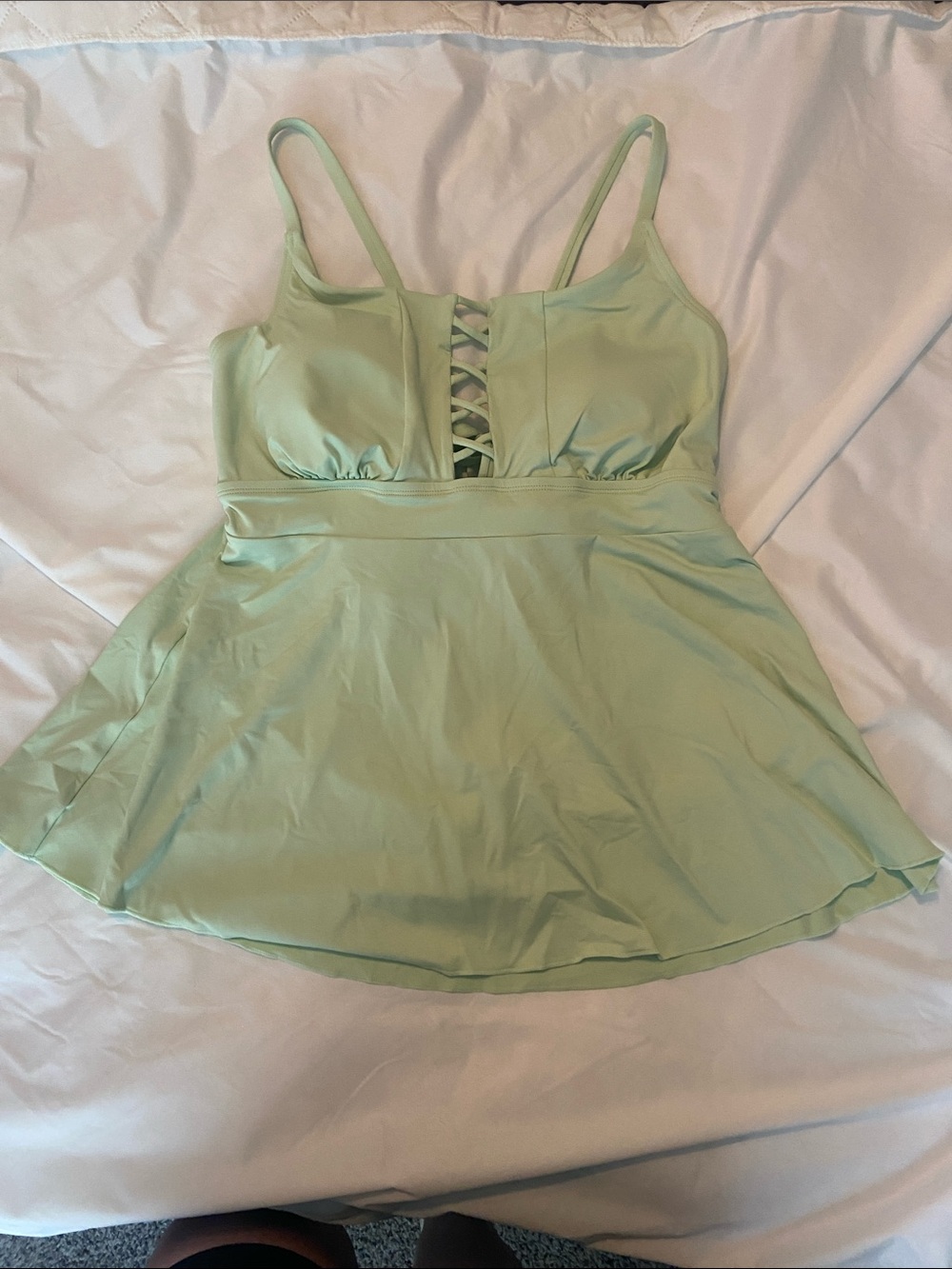 NWT Lands' End Mint Green Flutter Tankini Top with Lace-Front Detail SZ 10